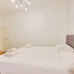 Superb With Terrace 2br 4p Trocadero 아파트