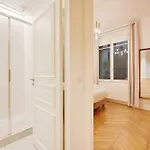 Superb With Terrace 2br 4p Trocadero 파리