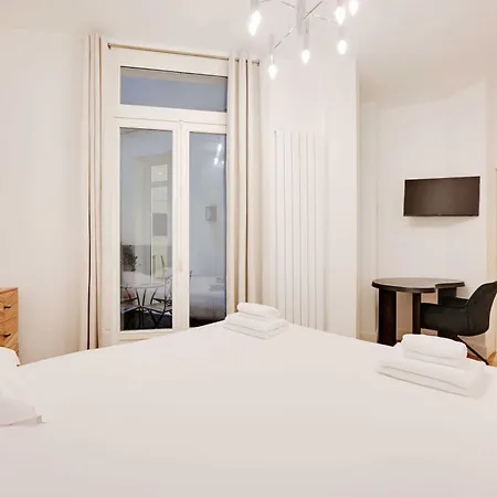아파트 Superb With Terrace 2br 4p Trocadero *