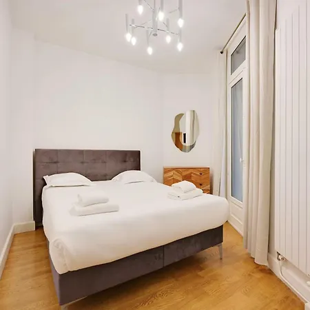 Apartman Superb With Terrace 2br 4p Trocadero *